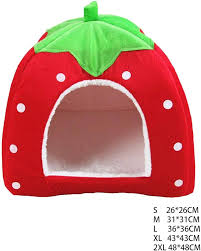 Cama Térmica Suave para Perros con Diseño de Fresa