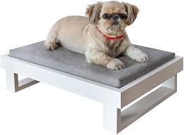 Taburete y Cama de Madera para Perros MYANIMALY