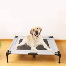 Cama Elevada para Perros y Gatos - Refrigeración Exterior